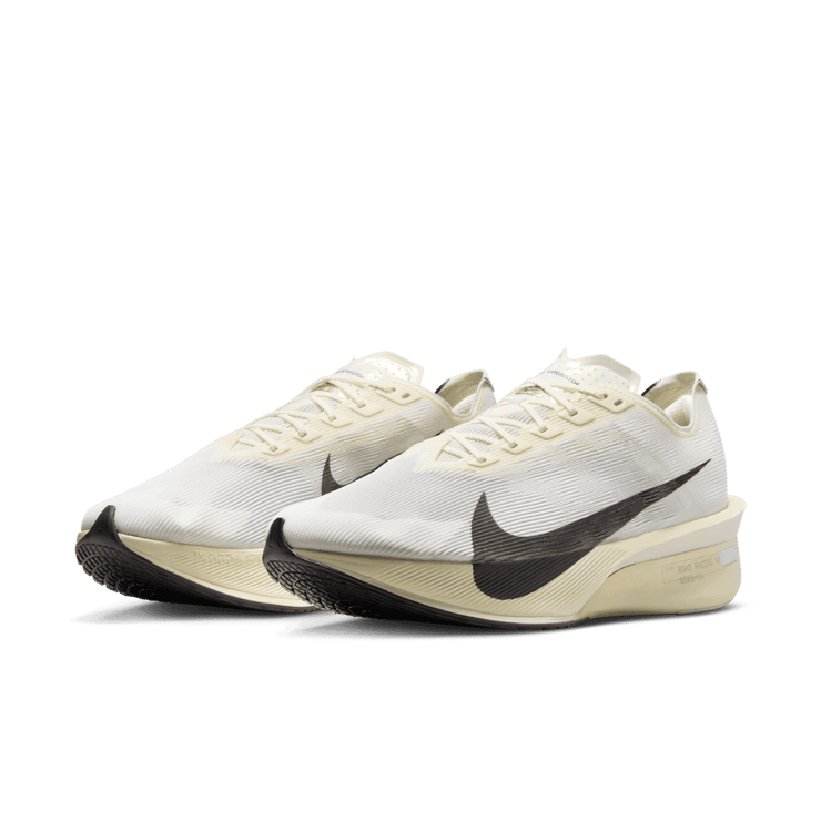 Nike Vaporfly NEXT% 4 Jakob A. Ingebrigtsen Angle 2