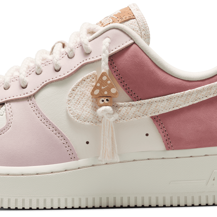 Nike Air Force 1 Low Mushroom (W) Angle 7
