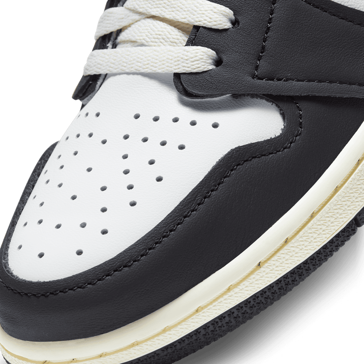 Air Jordan 1 Retro High White Black Volt University Gold Angle 4