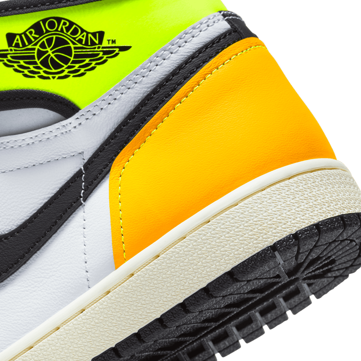 Air Jordan 1 Retro High White Black Volt University Gold Angle 5