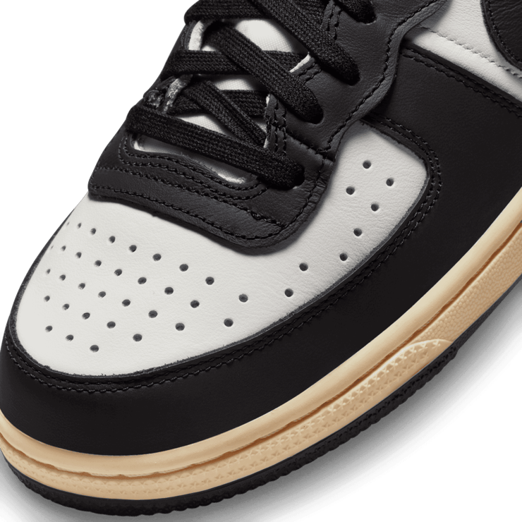 Nike Terminator High Premium Panda Angle 4