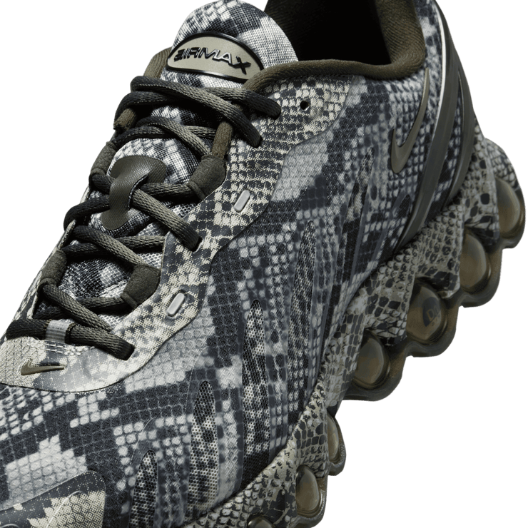 Nike Air Max DN8 Snakeskin Cargo Khaki Angle 4