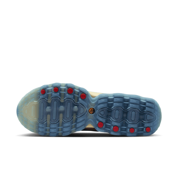 Nike Air Max DN8 Snakeskin Light Khaki Angle 4