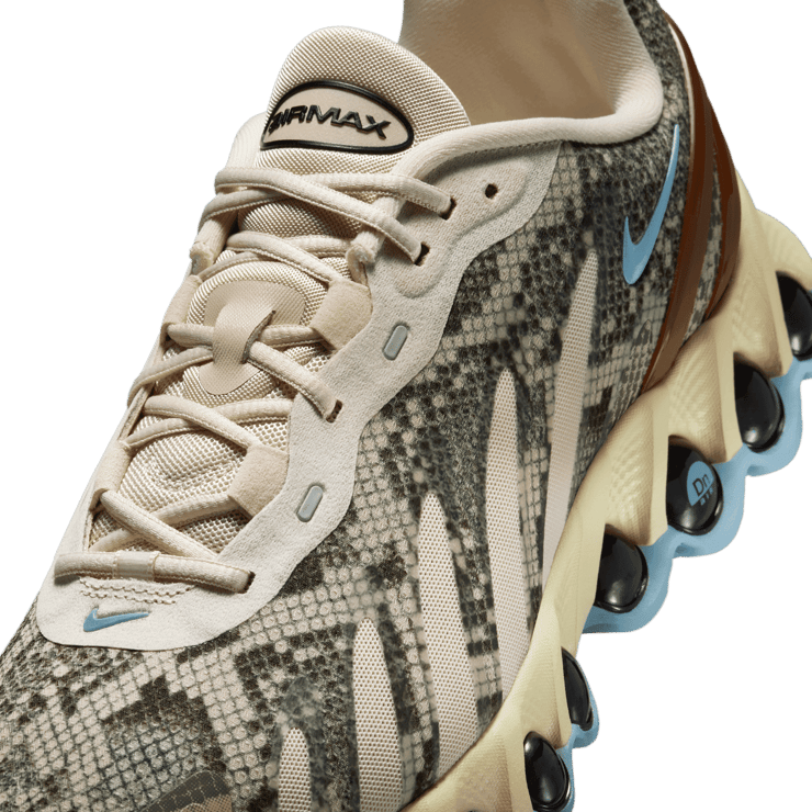 Nike Air Max DN8 Snakeskin Light Khaki Angle 6