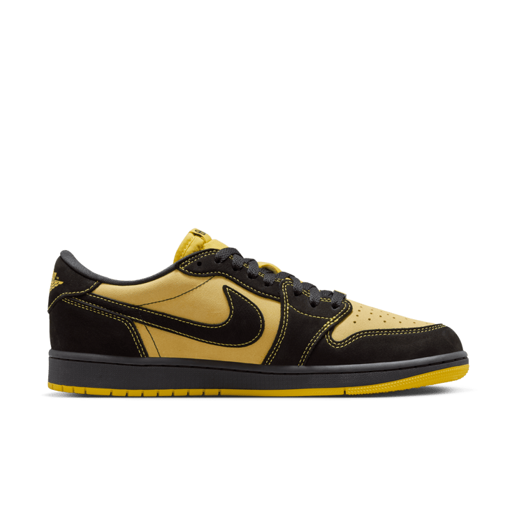 Jordan 1 Retro Low OG Quai54 Black Tour Yellow Red Angle 5