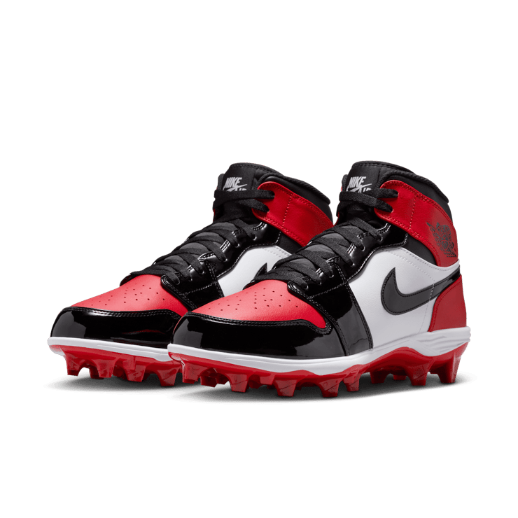 Air Jordan 1 Mid Cleat TD Bred Toe Angle 2