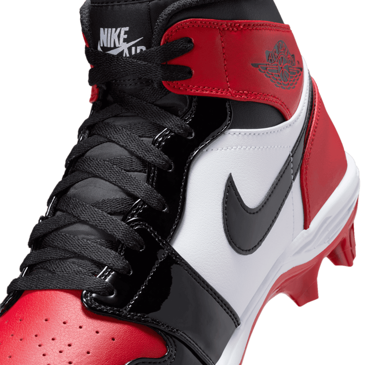 Air Jordan 1 Mid Cleat TD Bred Toe Angle 5
