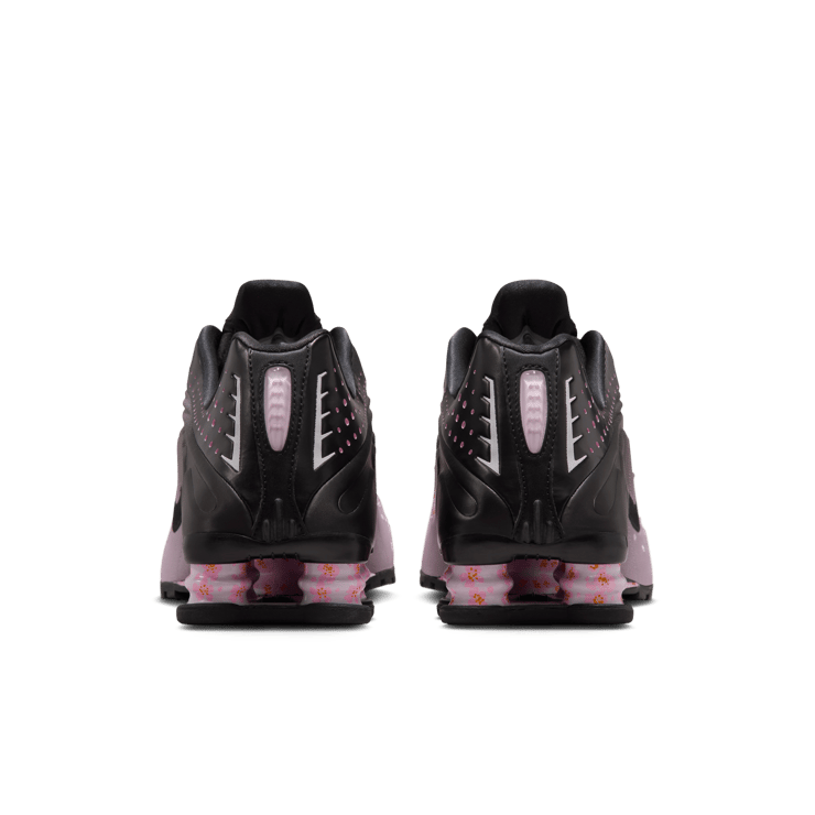 Nike Shox R4 Sakura Angle 3