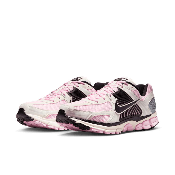 Nike Zoom Vomero 5 Pink Foam Phantom Angle 2