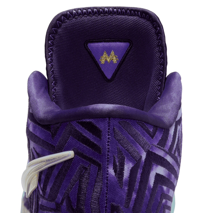 Nike LeBron NXXT Genisus Monopoly Angle 8