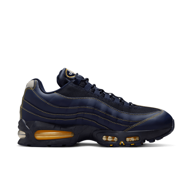 Nike Air Max 95 OG Michigan Angle 7