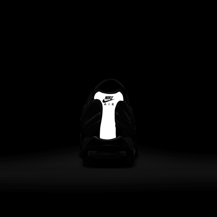 Nike Air Max 95 OG Michigan Angle 1