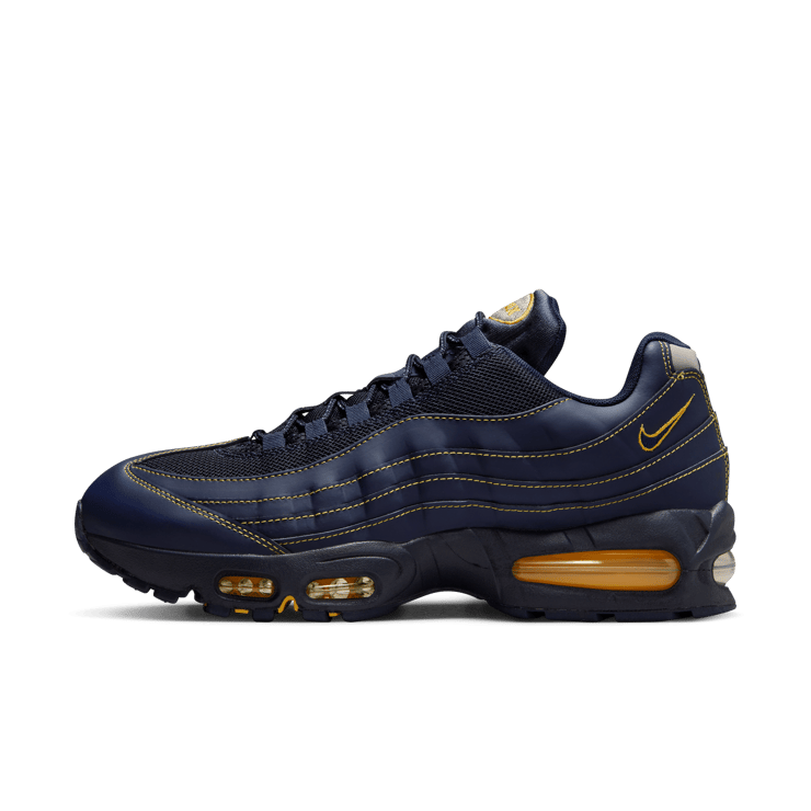 Nike Air Max 95 OG Michigan Angle 3