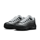 Nike Air Muscle 95 Yu-Gi-Oh Jonouchi Angle 4