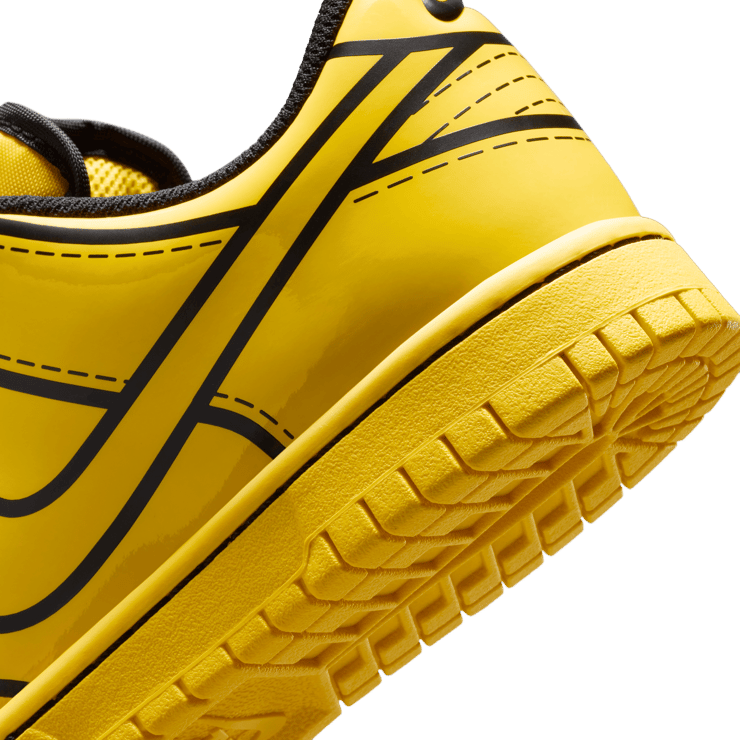 Nike Dunk Low Tour Yellow LEGO (GS) Angle 11