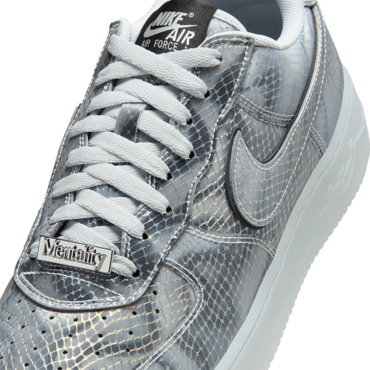 Nike Air Force 1 Low Protro Kobe Bryant Lenticular Angle 11