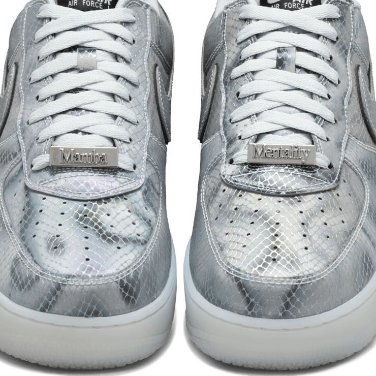 Nike Air Force 1 Low Protro Kobe Bryant Lenticular Angle 12