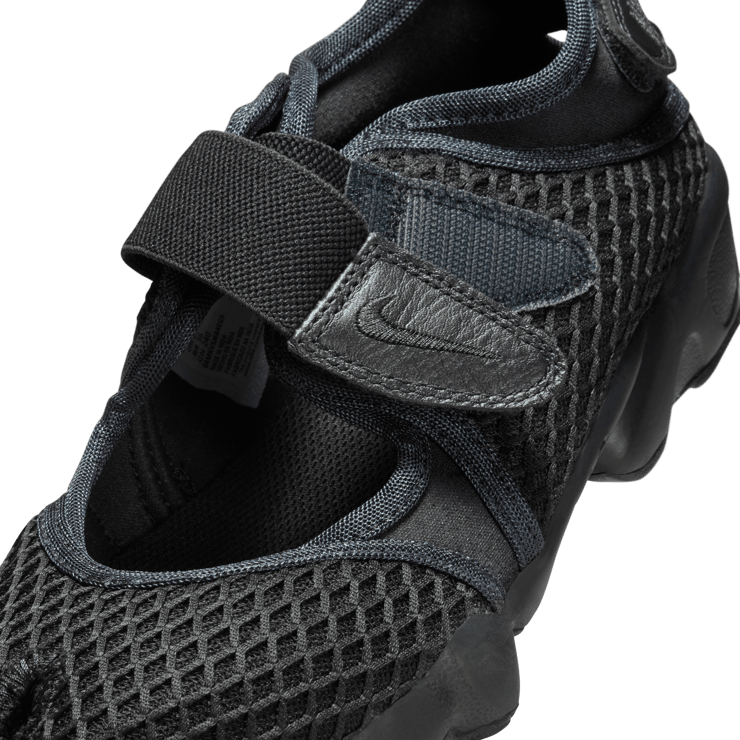 Nike Air Rift Breathe Black (W) Angle 7