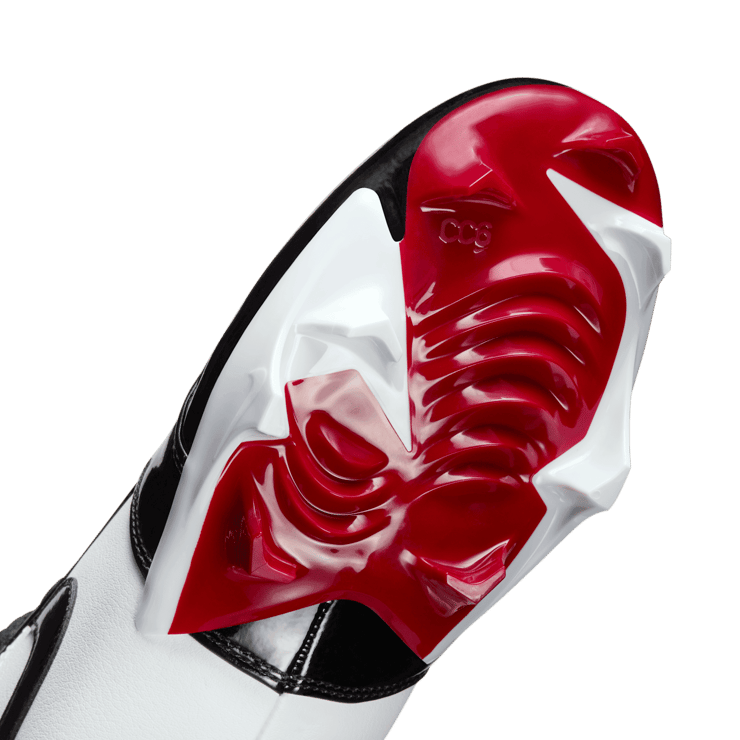 Air Jordan 1 Low TD Cleat Bred Toe Angle 4