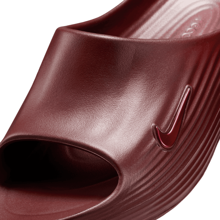 Nike ReactX Rejuven8 Slide Team Red Angle 3