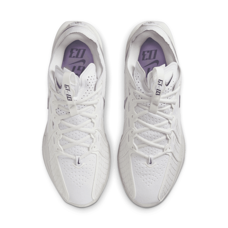 Nike GT Cut 3 Foundation Angle 1