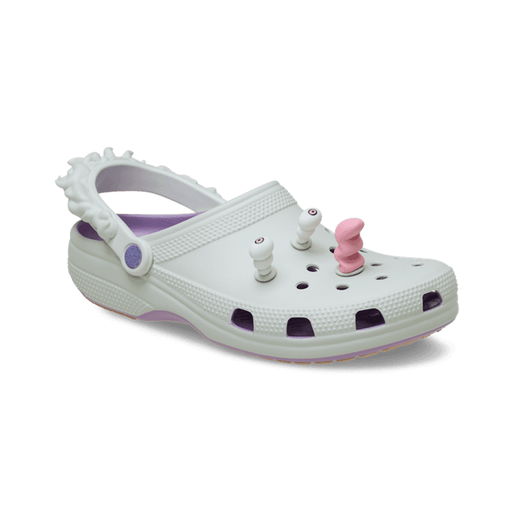 Crocs Classic Clog atmos ONE PIECE Angle 3