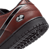 Nike SB Dunk Low Limosine Skateboards Angle 6
