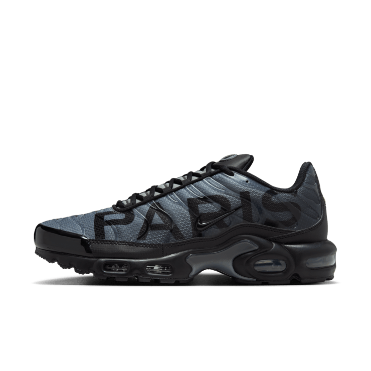 Nike Air Max Plus PSG Black Angle 1