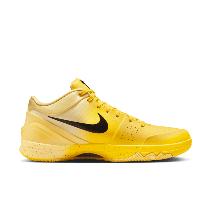 Nike Kobe 4 Protro CHBL Angle 0