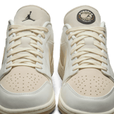 Air Jordan 1 Low Dongdan Angle 7
