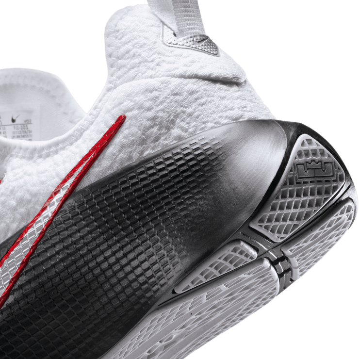 Nike LeBron TR1 Debut Angle 5