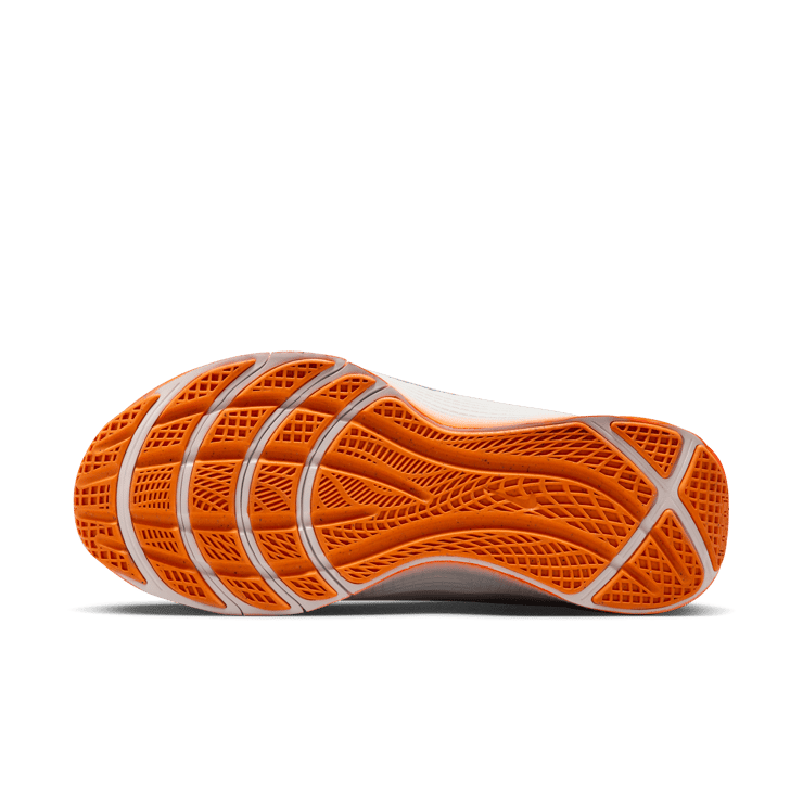 Nike LeBron TR1 Knicks Angle 4