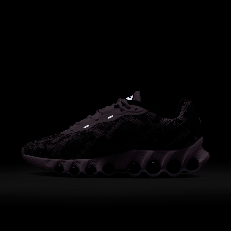 Nike Air Max DN8 Pink Snakeskin (W) Angle 2