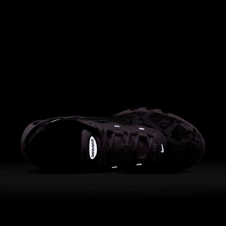 Nike Air Max DN8 Pink Snakeskin (W) Angle 1