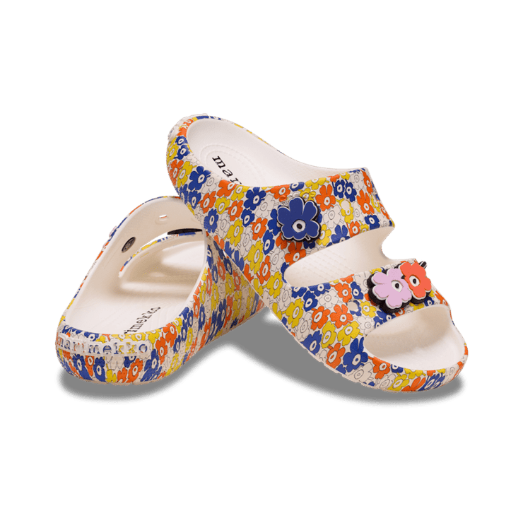 Crocs Classic Sandal Marimekko (GS) Angle 2