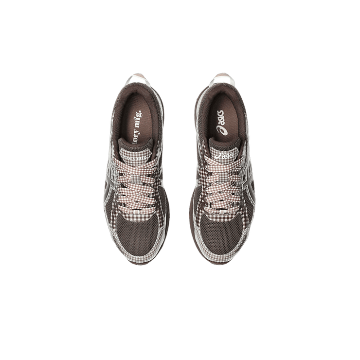 Asics Gel-Venture 6 Story mfg. Reddish Brown Angle 4