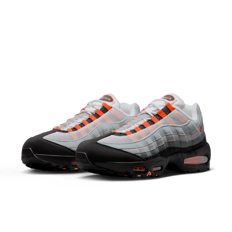 Nike Air Max 95 OG Bright Mandarin Angle 3