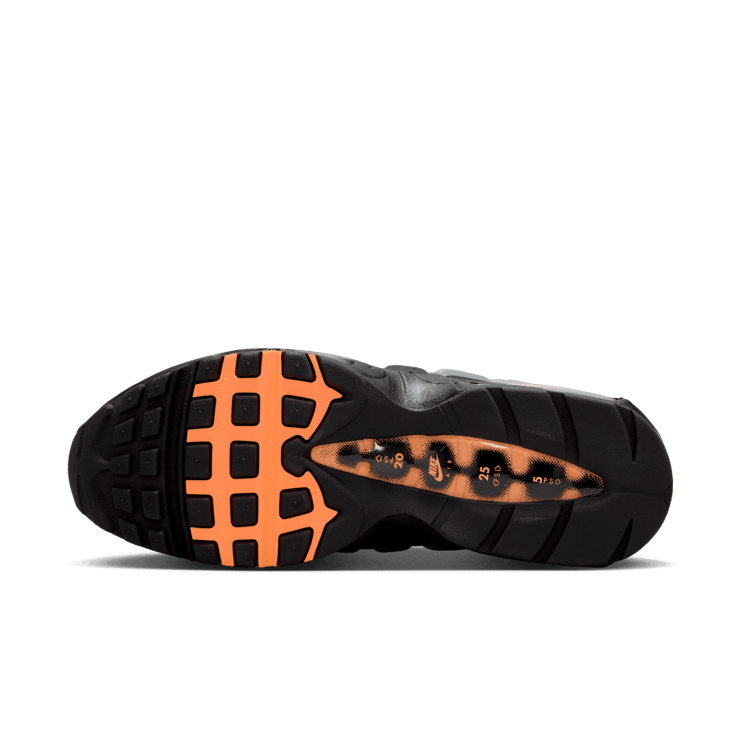 Nike Air Max 95 OG Bright Mandarin Angle 2