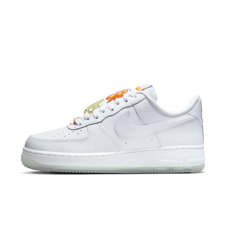 Nike Air Force 1 Low Beach (W) Angle 3