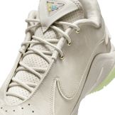 Nike LeBron 22 Dunkman Angle 4