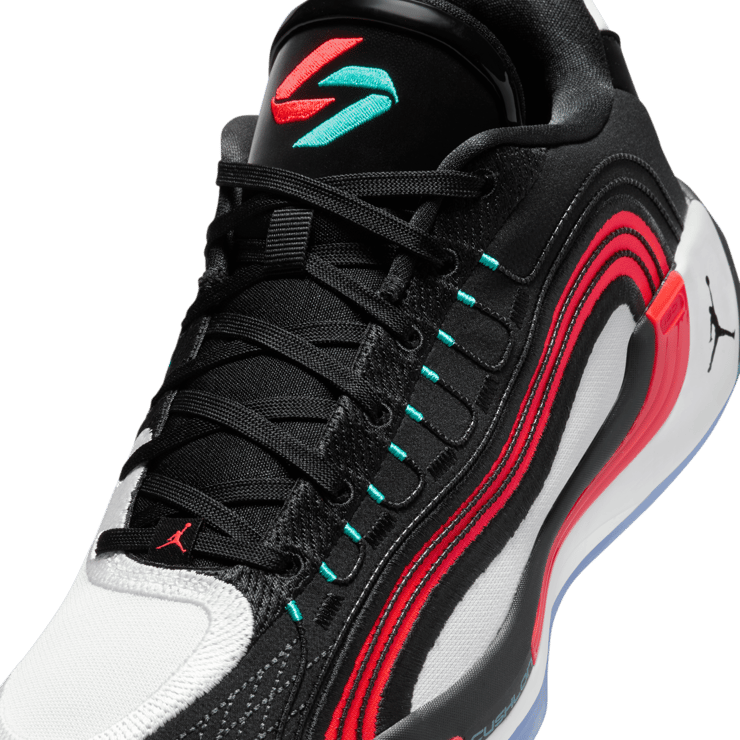 Jordan Luka 4 Bloodline Angle 7