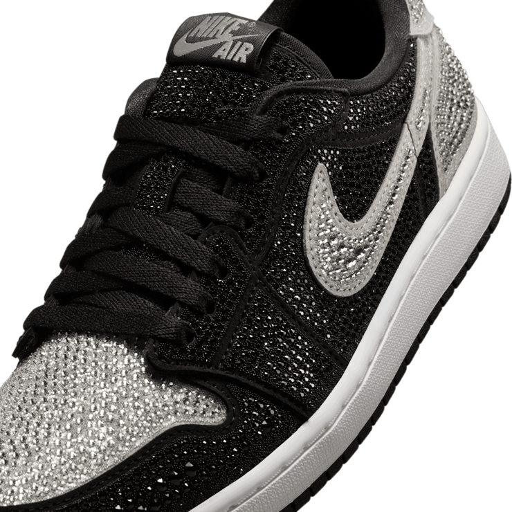 Air Jordan 1 Retro Low OG Swarovski Crystal Shadow (W) Angle 6