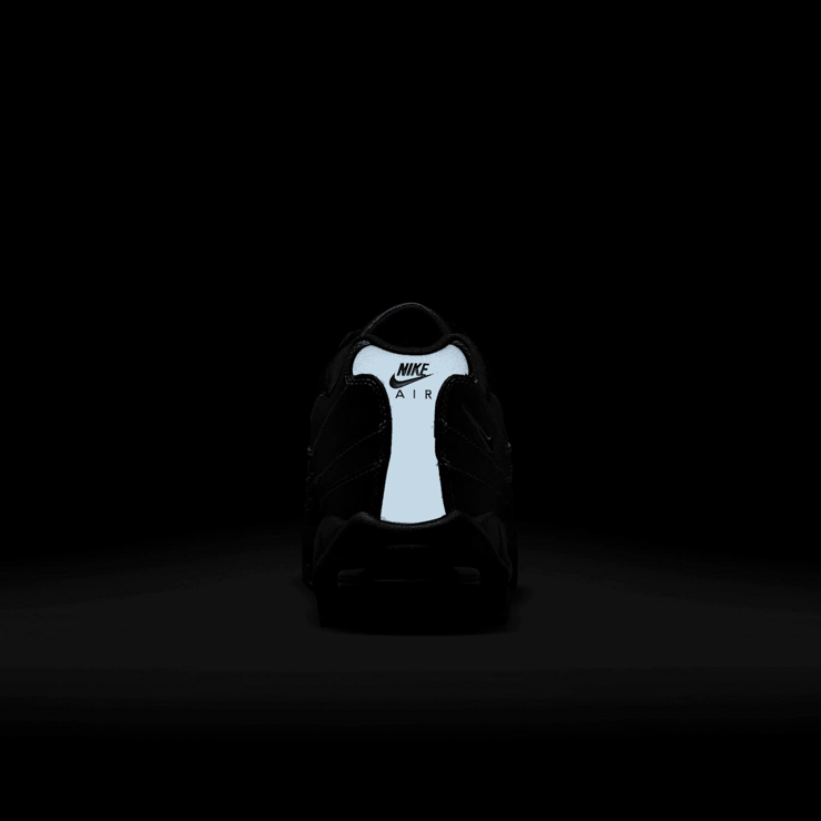 Nike Air Max 95 OG Black Persian Violet Angle 6