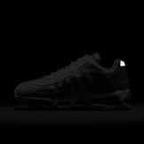 Nike Air Max 95 OG Candy Cane Angle 8