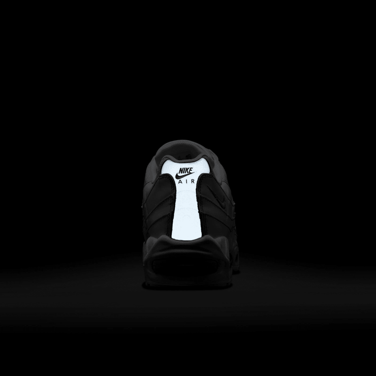 Nike Air Max 95 OG Candy Cane Angle 6