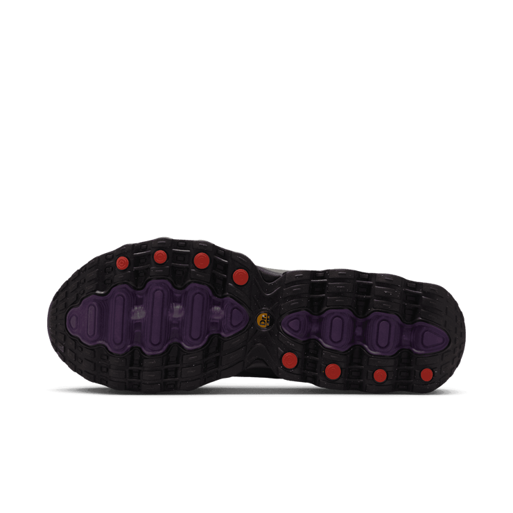 Nike Air Max DN8 Vivid Purple Angle 0