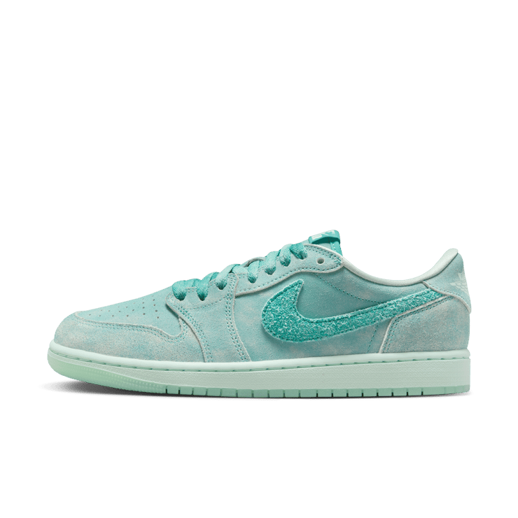 Air Jordan 1 Retro Low OG Washed Teal (W) Angle 1
