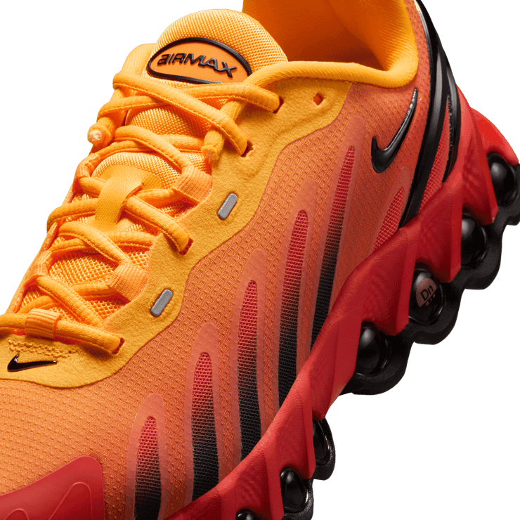Nike Air Max DN8 Team Orange (GS) Angle 4