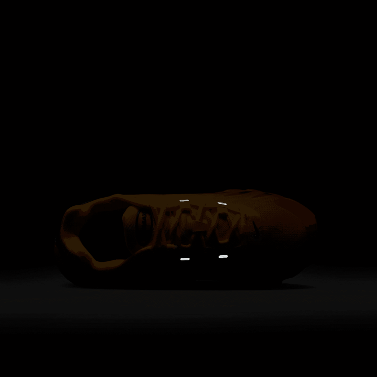 Nike Air Max DN8 Team Orange (GS) Angle 6