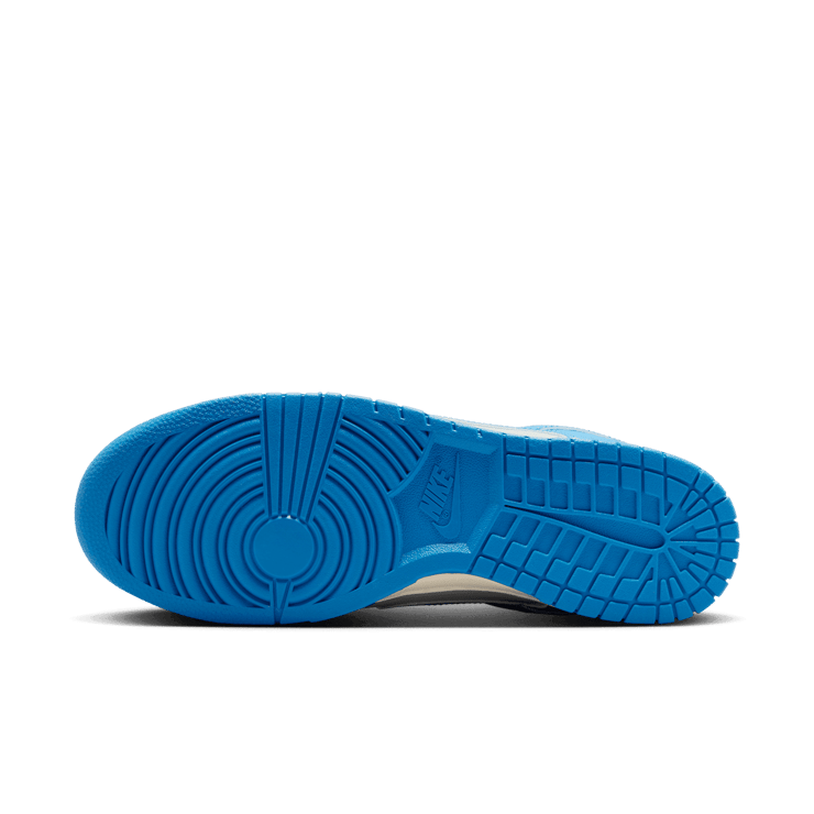 Nike Dunk Low Detroit Lions Angle 0